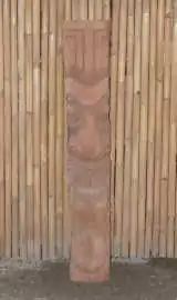 Product image 1 of the product “Tiki Statue Polynesia style. From coconut palm 150cm. Approx. 26-30cm dia. Model 3 - Tongue outstretched, ”